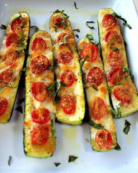 Healthy Recipe: Baked Zucchini “pizza” – Francesca Kotomski